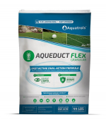 Aqueduct Flex on rakeinen kostutusaine nurmikentille.